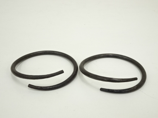  釜師岡行弘造　浜松地紋真形釜（共箱）